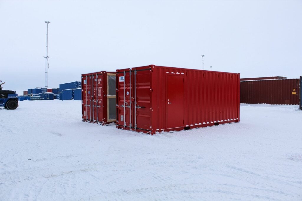 Double-width insulated container space